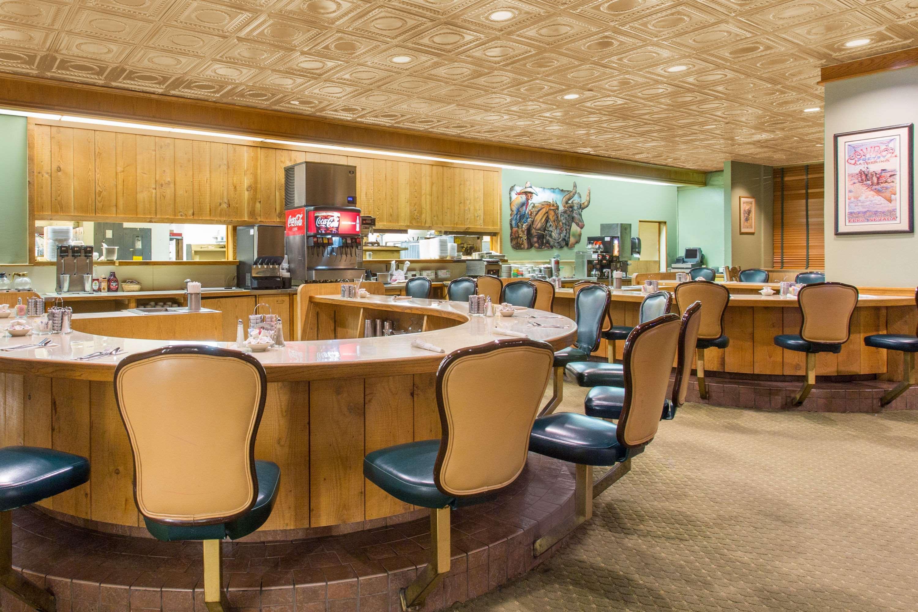 Ramada By Wyndham Elko Hotel At Stockmen'S Casino Bagian luar foto