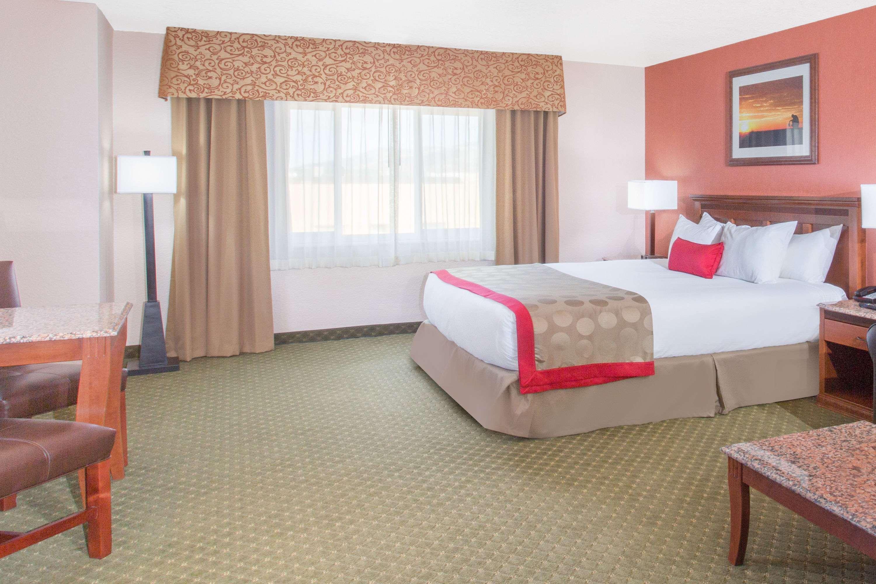 Ramada By Wyndham Elko Hotel At Stockmen'S Casino Bagian luar foto
