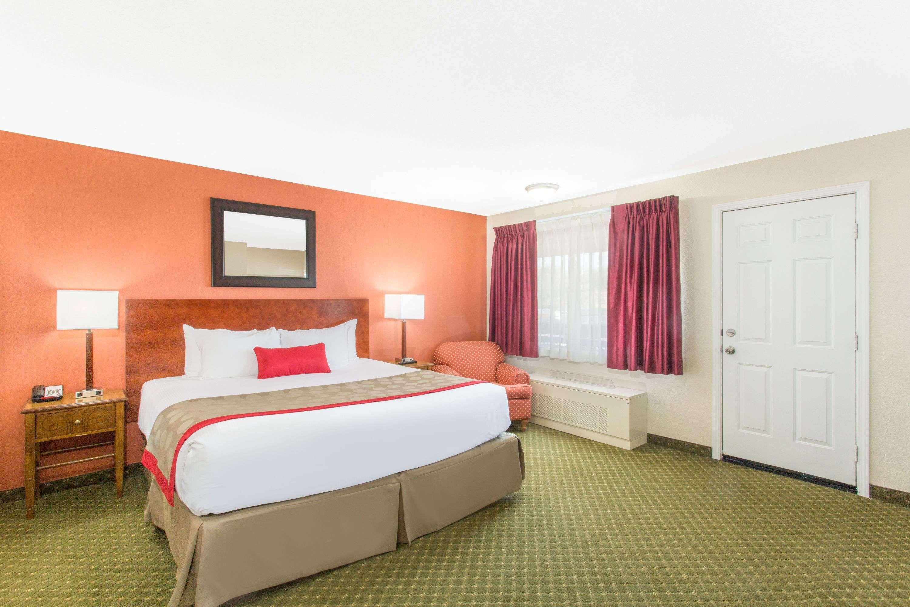 Ramada By Wyndham Elko Hotel At Stockmen'S Casino Bagian luar foto