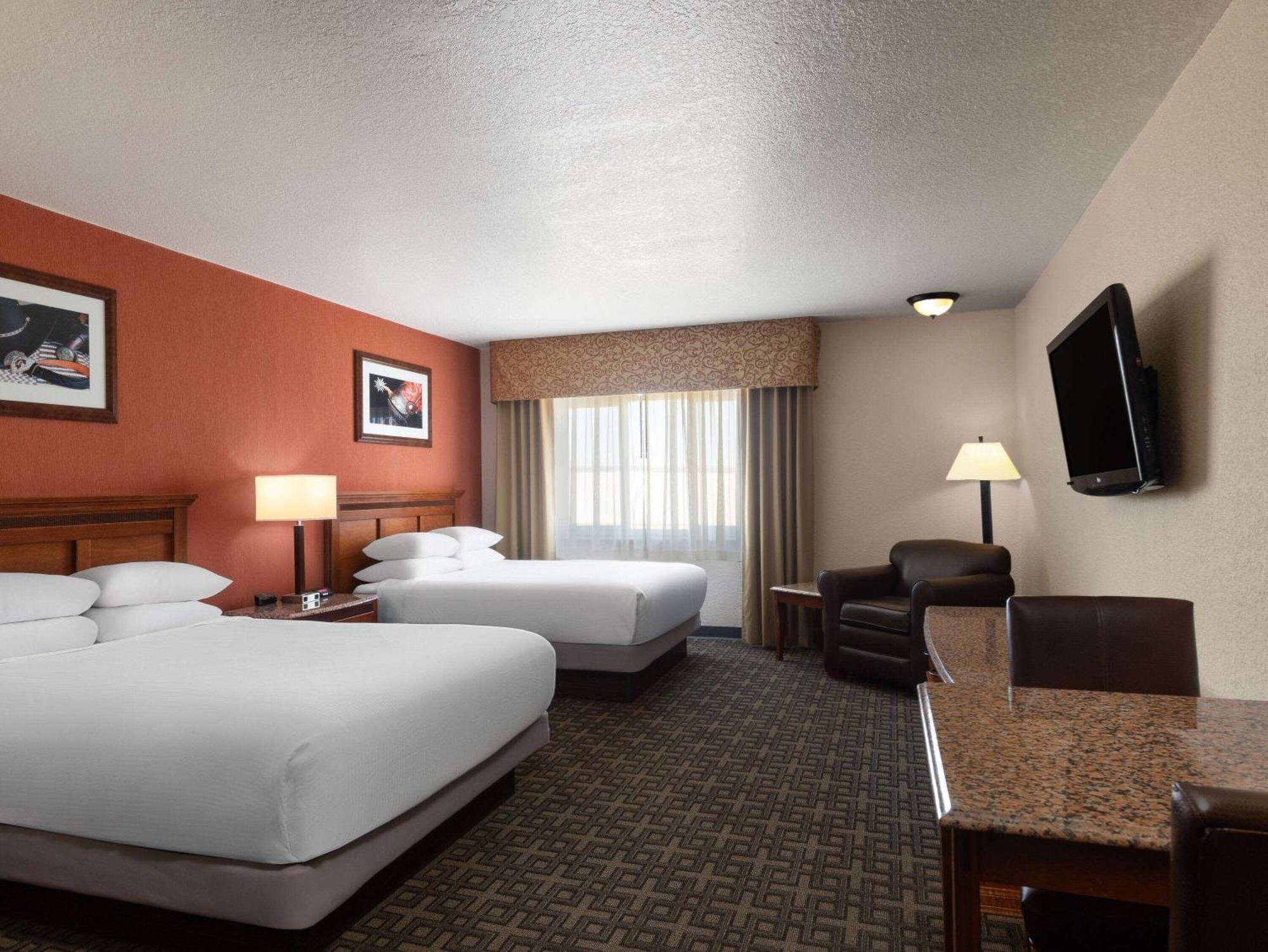 Ramada By Wyndham Elko Hotel At Stockmen'S Casino Bagian luar foto