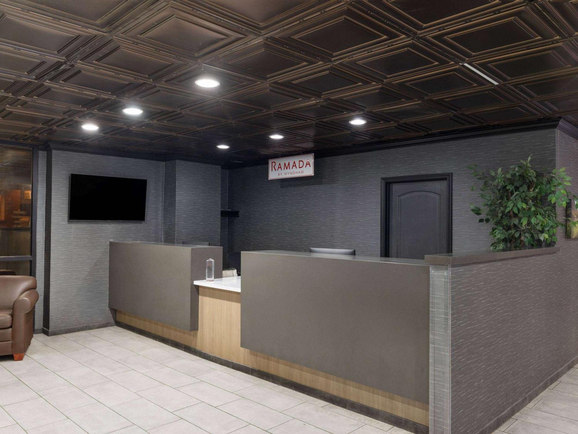 Ramada By Wyndham Elko Hotel At Stockmen'S Casino Bagian luar foto