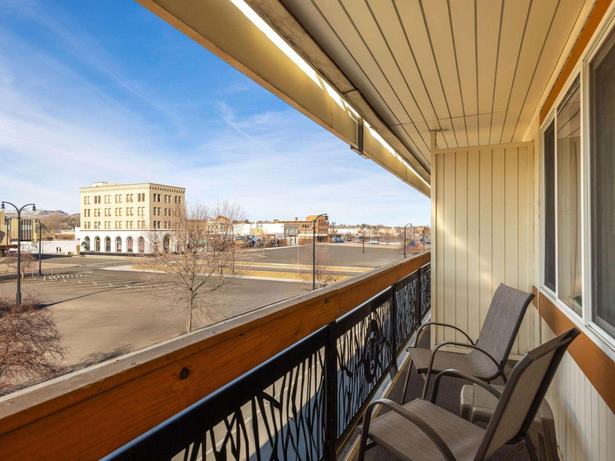 Ramada By Wyndham Elko Hotel At Stockmen'S Casino Bagian luar foto