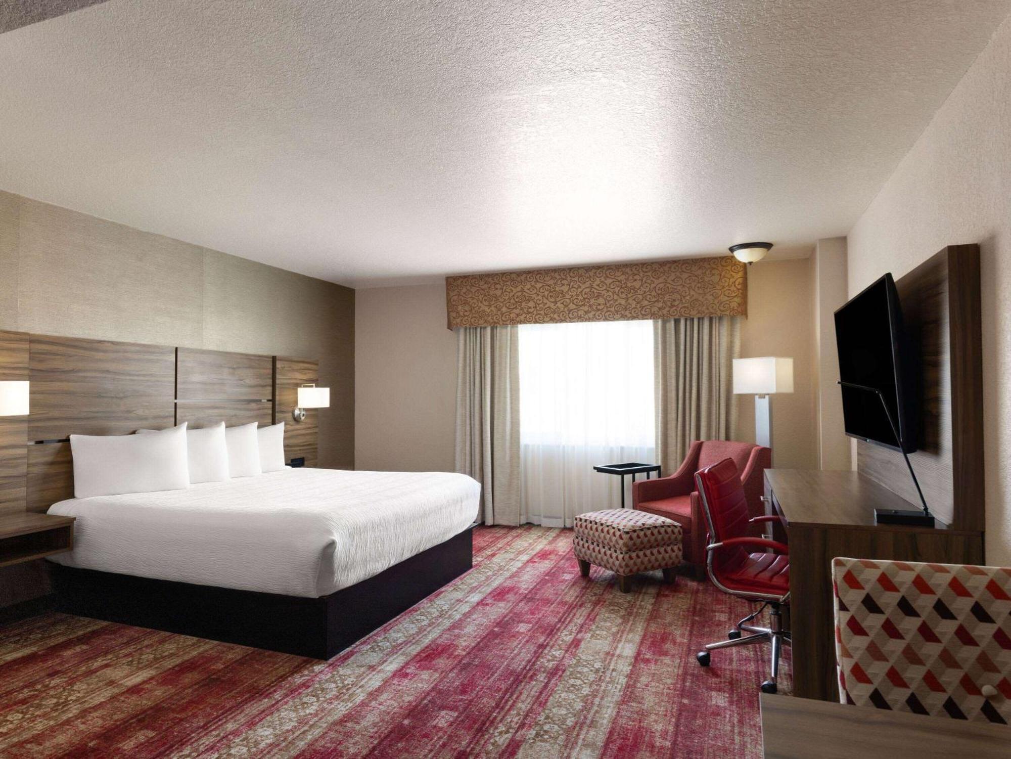 Ramada By Wyndham Elko Hotel At Stockmen'S Casino Bagian luar foto