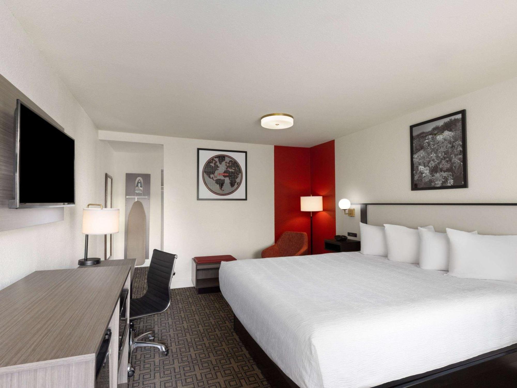 Ramada By Wyndham Elko Hotel At Stockmen'S Casino Bagian luar foto