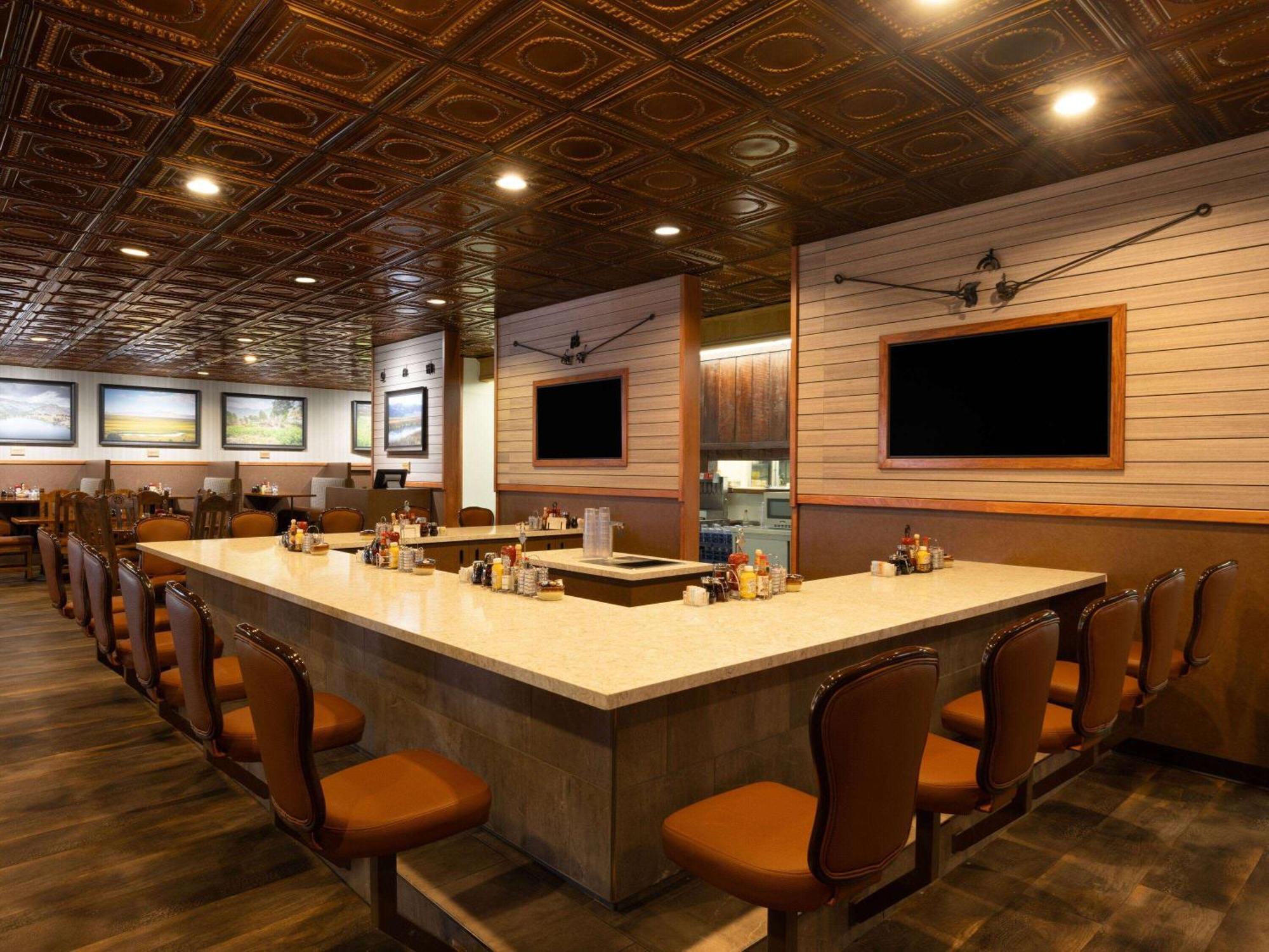 Ramada By Wyndham Elko Hotel At Stockmen'S Casino Bagian luar foto