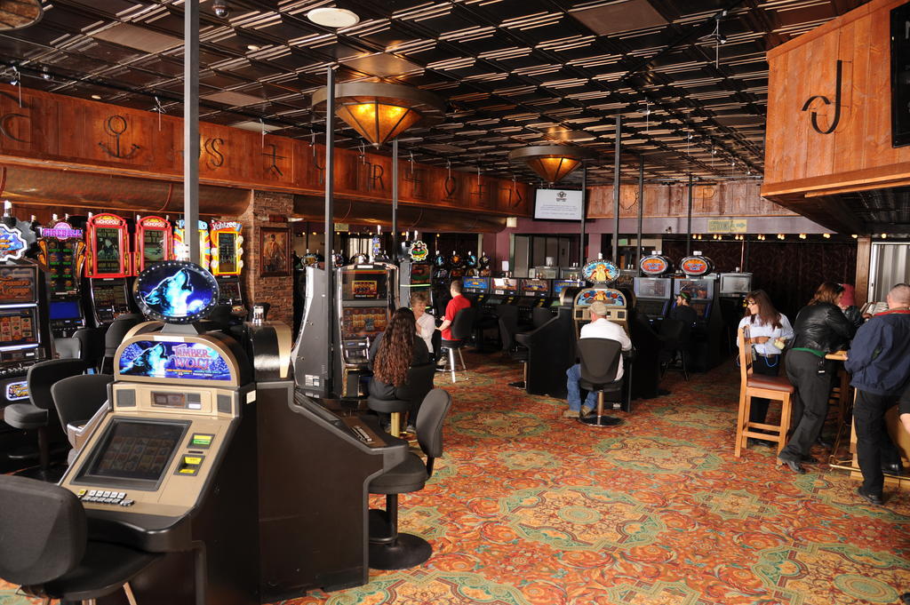 Ramada By Wyndham Elko Hotel At Stockmen'S Casino Bagian luar foto
